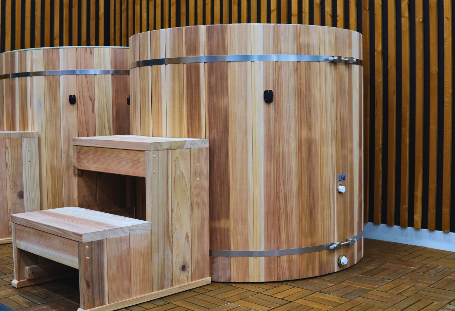 CEDAR-BARREL-ICE-BATH-PRODUCT-CARD-.10.jpg
