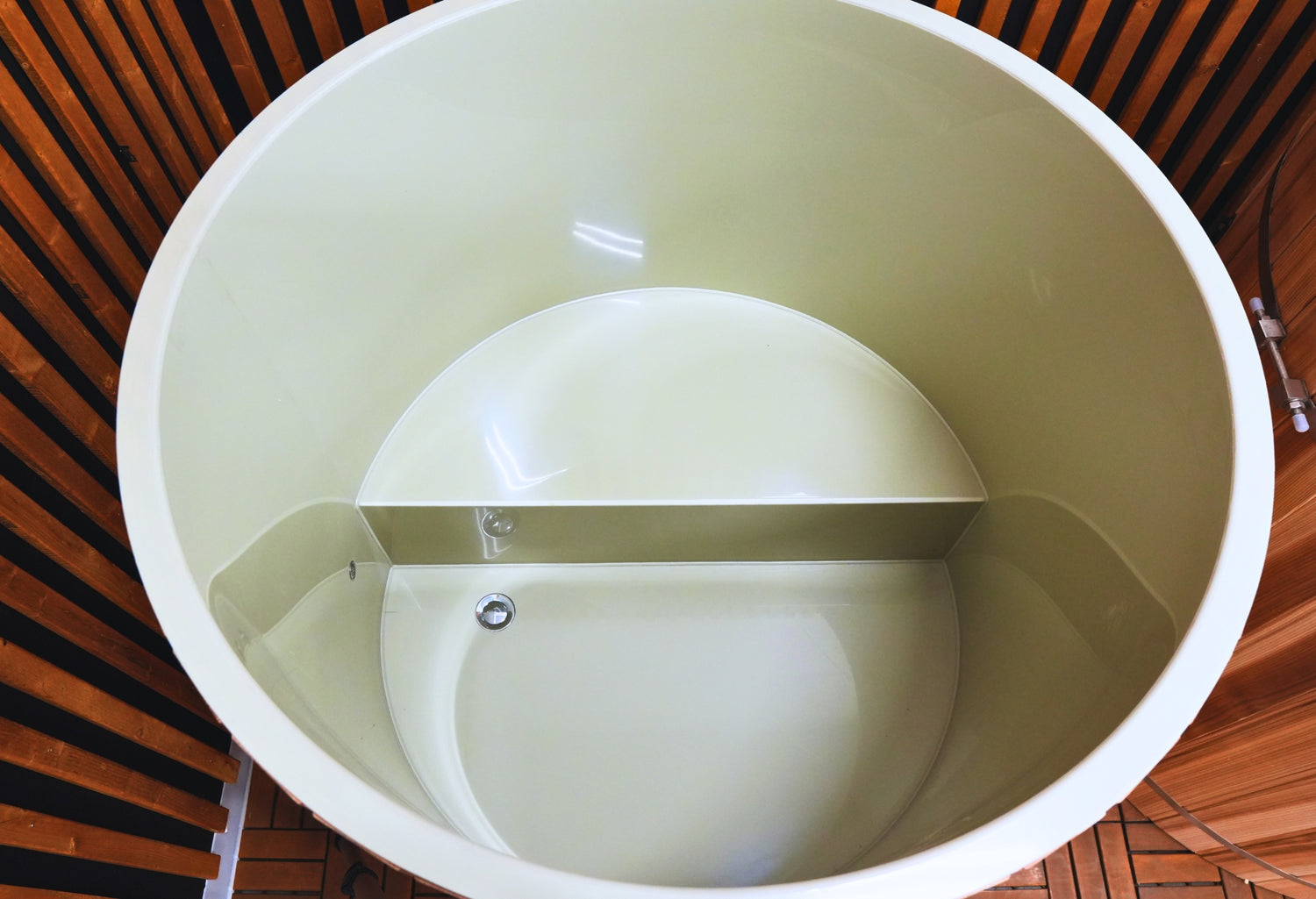 CEDAR-BARREL-ICE-BATH-PRODUCT-CARD-.12.jpg
