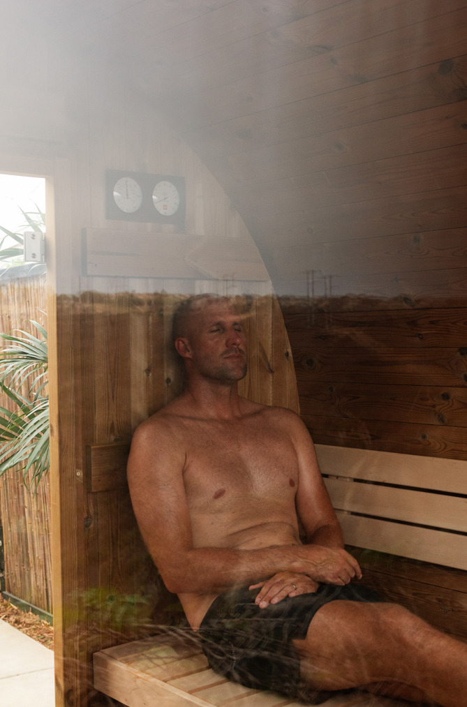 Takoa 4-6 Person Half Moon Classic Barrel Sauna