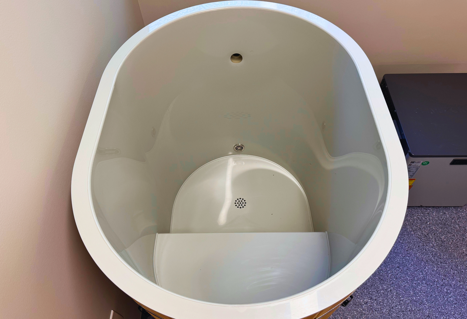 Barrel Plunge Oval