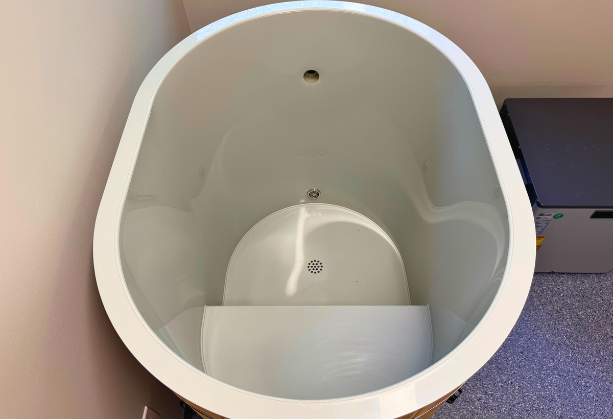 Barrel Plunge Oval