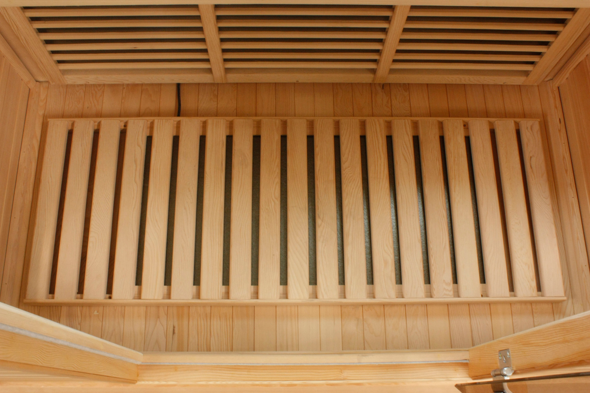Chaumont 4 Person Near Zero Infrared Sauna